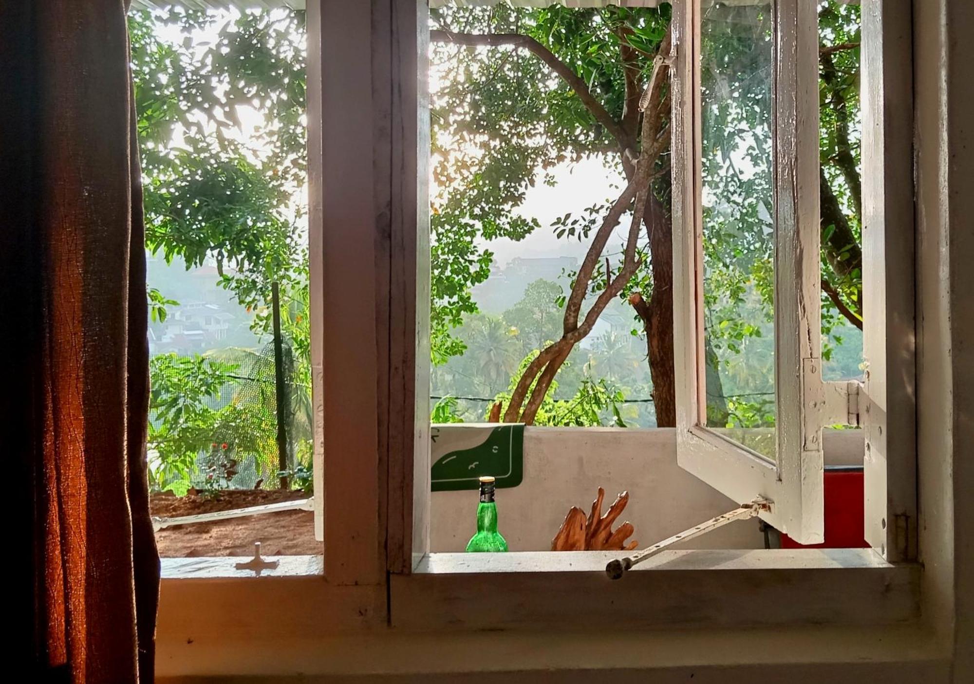 Fly Infinity - Home Stay Kandy Extérieur photo