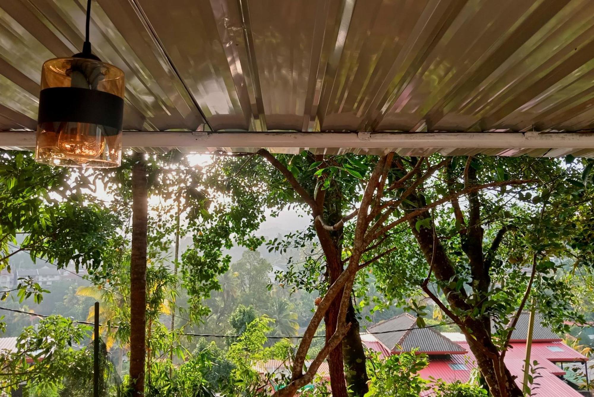 Fly Infinity - Home Stay Kandy Extérieur photo