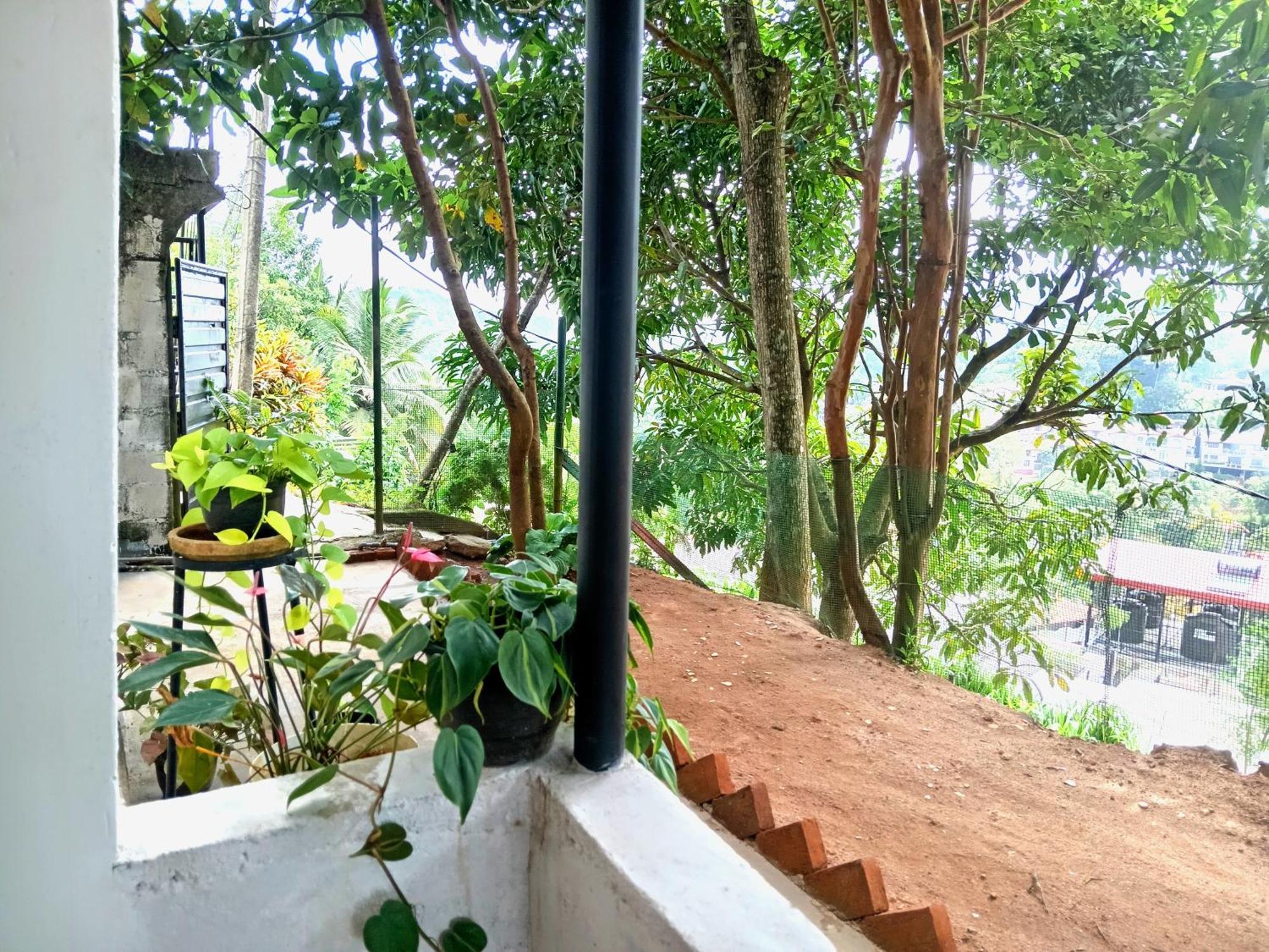 Fly Infinity - Home Stay Kandy Extérieur photo